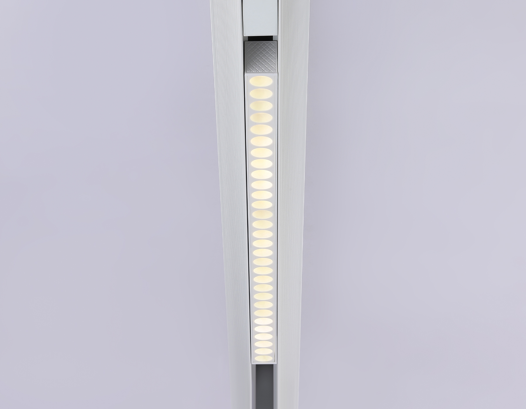 GL4031 WH белый IP20 30W 4200K 48V 24° 550*22*45