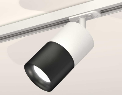 Комплект трекового светильника Ambrella light Track System XT (A2536, C7401, A2071, C7402, N7011) XT7402001